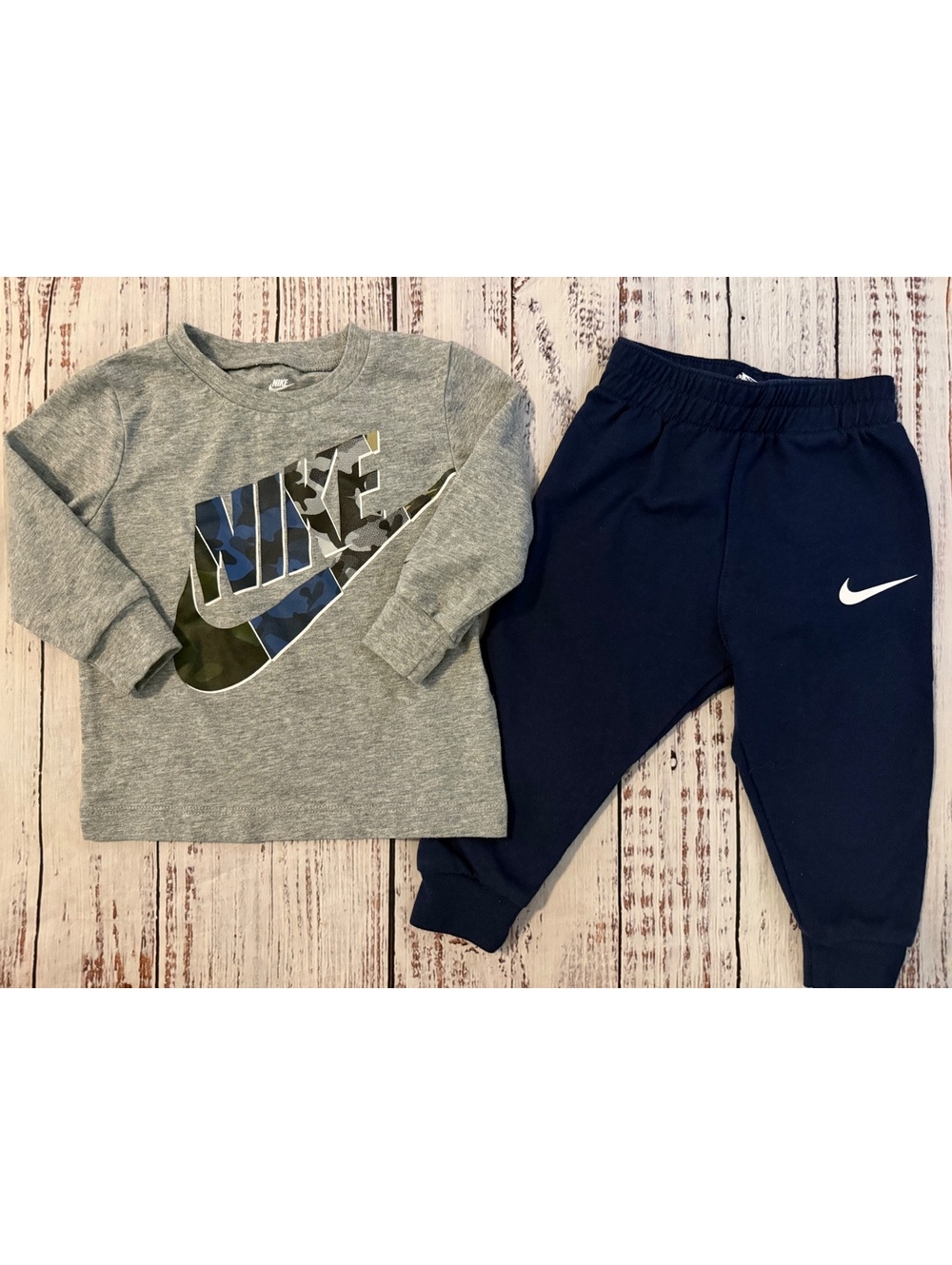 Nike 2 Pc Athletic Set 12m